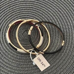 ON:34th Elegant Gold and Black Bracelet Set